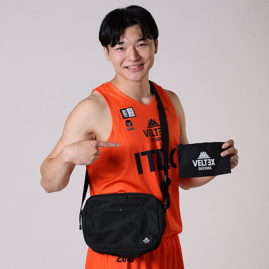 メッシュポケットショルダーバッグ