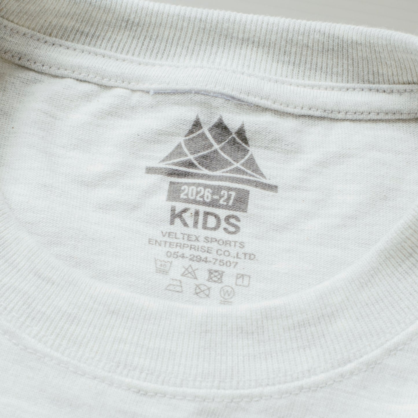 【予約】KIDS グラフィックTシャツ
