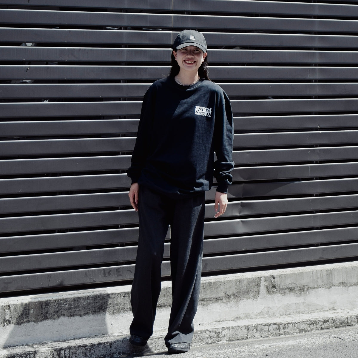 Mono Typography L/S Tee