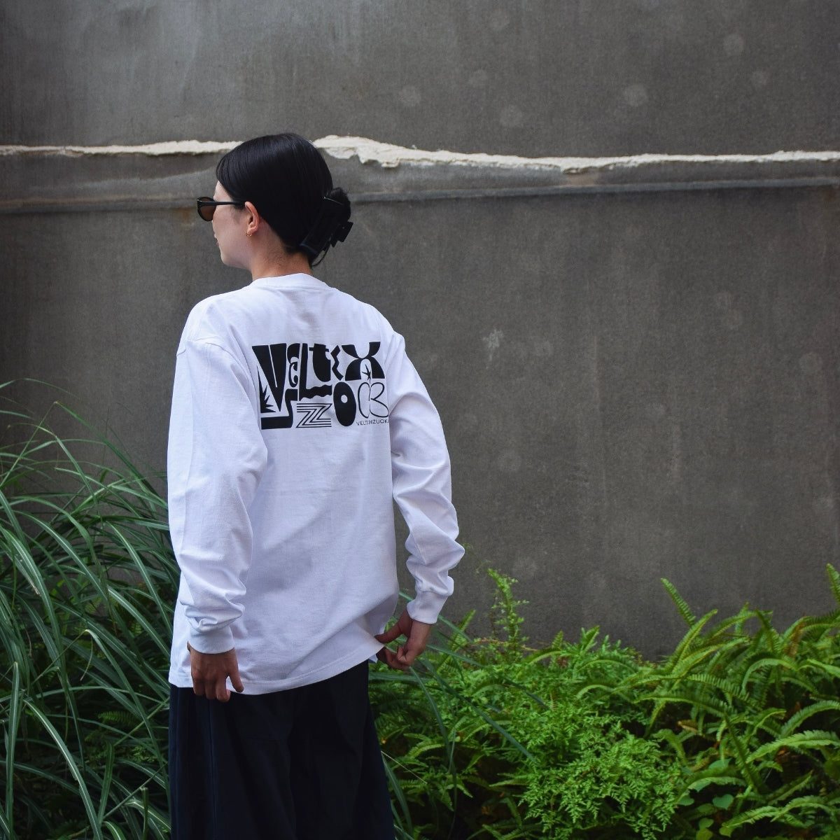 Mono Typography L/S Tee